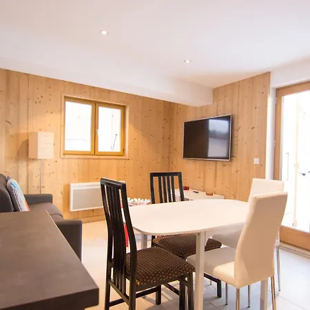 2 Pieces 6 Pers, Terrasse, Parking, Animaux Acceptes - Fr-1-263-539 Valloire